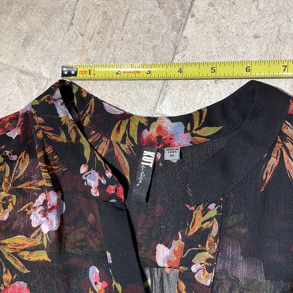 Kut from the Kloth sheer black floral button front blouse. Size M - Picture 7 of 11